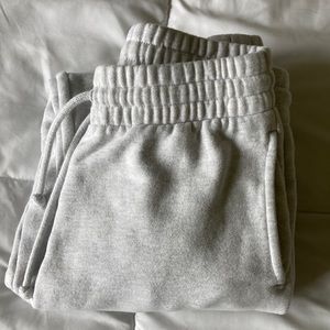 XS TNA Cozy Fleece sweatpants